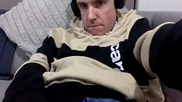 Snapshot of SugarCoupleAus chatting on 20, 9, 2025 SugarCoupleAus online show from 20, 9, 2025