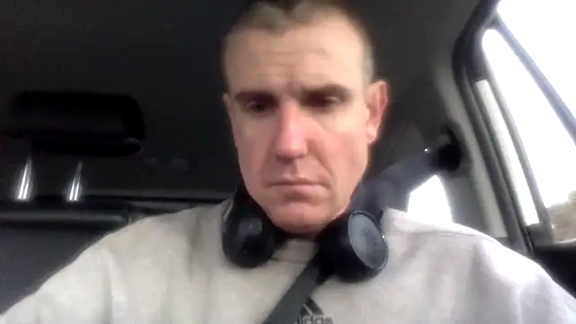 Snapshot of SugarCoupleAus chatting on 2, 10, 2025 SugarCoupleAus online show from 2, 10, 2025