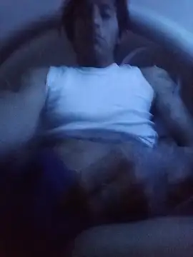 Snapshot of carloshot31 chatting on 28, 3, 2026 carloshot31 online show from 28, 3, 2026