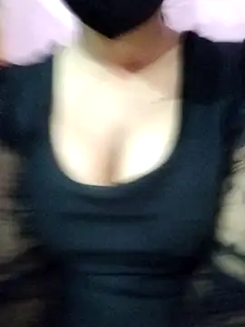 Snapshot of Shivani_Tivari chatting on 11, 12, 2024 Shivani Tivari online show from 11, 12, 2024