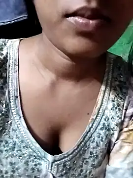 Snapshot of Shivani_Tivari chatting on 23, 1, 2025 Shivani Tivari online show from 23, 1, 2025