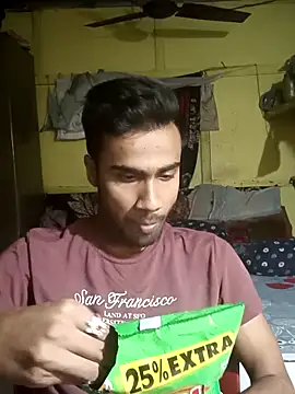 Snapshot of Skinny_Bigass_23 chatting on 7, 3, 2025 Skinny Bigass 23 online show from 7, 3, 2025