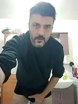 Snapshot of hot_man_eray chatting on 6, 11, 2025 hot man eray online show from 6, 11, 2025