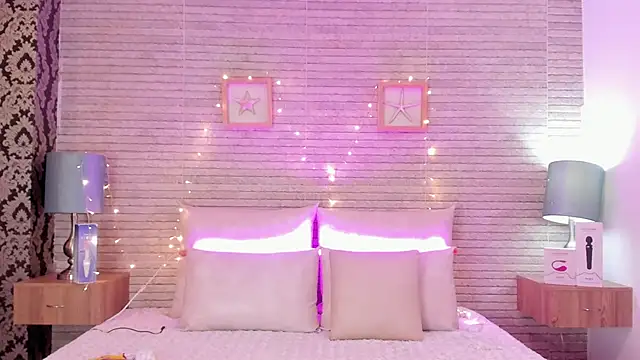 Snapshot of Catalinna_Thompson chatting on 1, 3, 2025 Catalinna Thompson online show from 1, 3, 2025