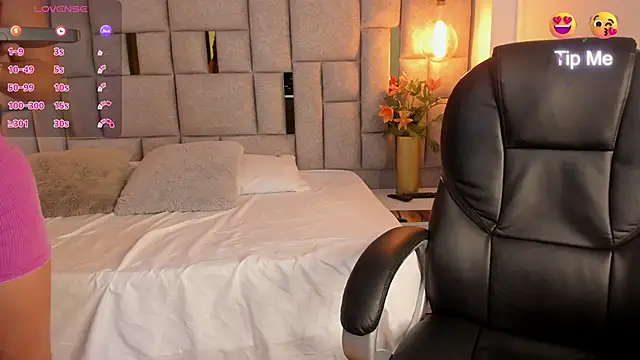 Saori newman online show from 28, 1, 2025