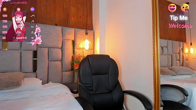 Saori newman online show from 11, 2, 2025