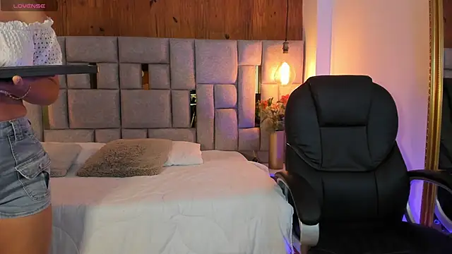 Saori newman online show from 21, 3, 2025