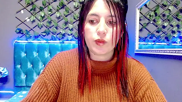 IVY FOX online show from 10, 12, 2024