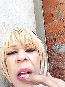 blondebitchlitle online show from 13, 2, 2025