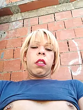 blondebitchlitle online show from 15, 2, 2025