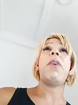 blondebitchlitle online show from 3, 3, 2025