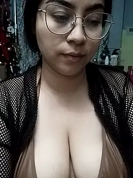 rosegloss69 online show from 26, 12, 2024