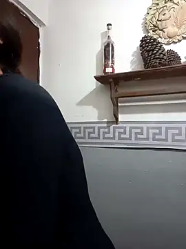 rosegloss69 online show from 13, 2, 2025