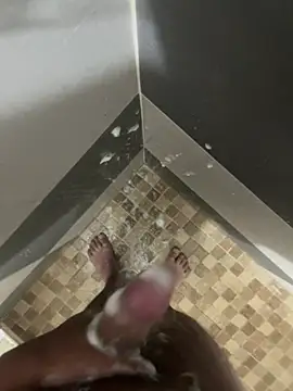 mylovetr1 online show from 4, 1, 2025