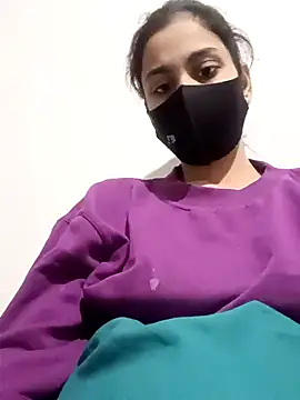 Snapshot of magicmoment00786 chatting on 3, 12, 2024 magicmoment00786 online show from 3, 12, 2024