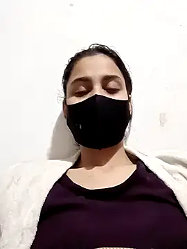 Snapshot of magicmoment00786 chatting on 26, 1, 2025 magicmoment00786 online show from 26, 1, 2025