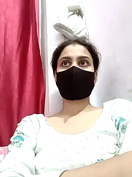 Snapshot of magicmoment00786 chatting on 2, 10, 2025 magicmoment00786 online show from 2, 10, 2025