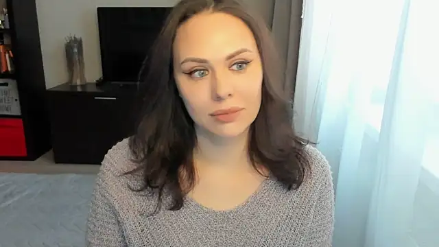 MollyCheiz online show from 24, 11, 2025