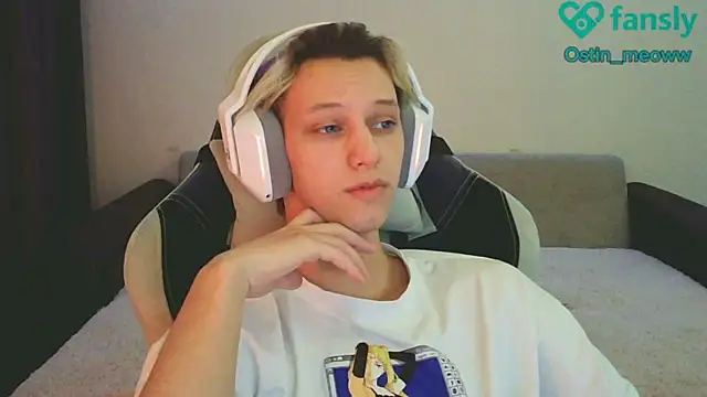 Snapshot of Ostin_meow chatting on 18, 1, 2025 Ostin meow online show from 18, 1, 2025