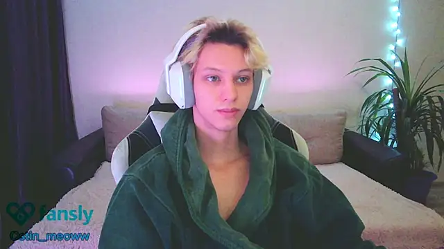 Snapshot of Ostin_meow chatting on 24, 1, 2025 Ostin meow online show from 24, 1, 2025