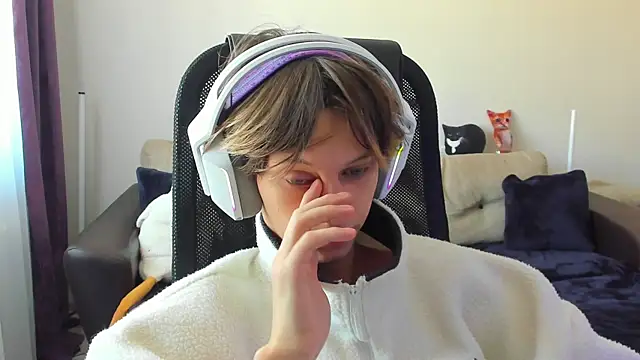 Snapshot of Ostin_meow chatting on 15, 9, 2025 Ostin meow online show from 15, 9, 2025