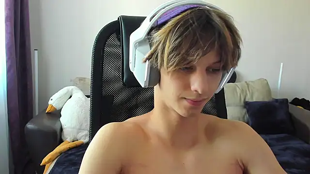 Snapshot of Ostin_meow chatting on 17, 9, 2025 Ostin meow online show from 17, 9, 2025