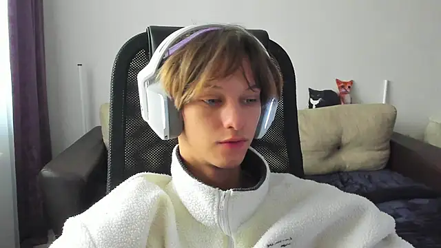 Snapshot of Ostin_meow chatting on 29, 9, 2025 Ostin meow online show from 29, 9, 2025