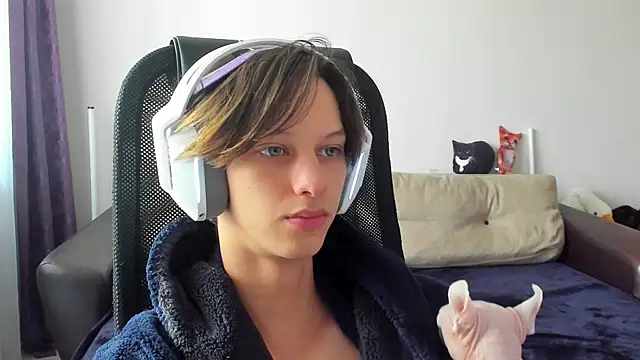 Snapshot of Ostin_meow chatting on 29, 10, 2025 Ostin meow online show from 29, 10, 2025