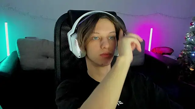 Ostin meow online show from 20, 12, 2025