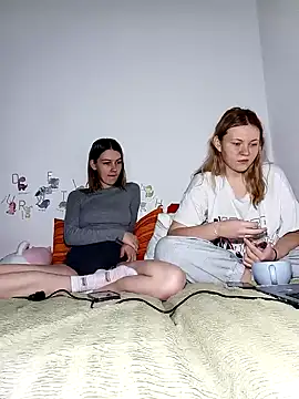 Snapshot of ella_grays chatting on 10, 2, 2026 ella grays online show from 10, 2, 2026