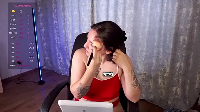 Snapshot of Hoot_owl_cb chatting on 21, 11, 2025 Hoot owl cb online show from 21, 11, 2025