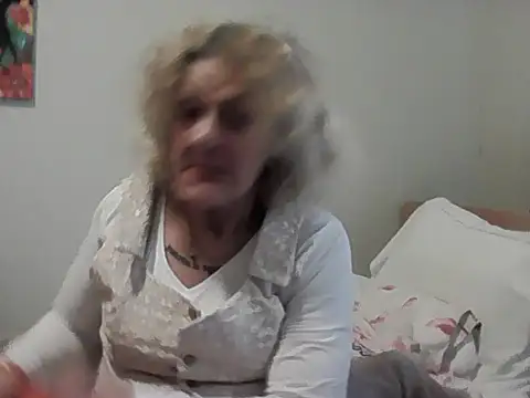 housewife shantie online show from 28, 3, 2026