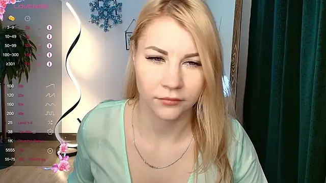 Snapshot of Ver_0nika chatting on 16, 12, 2024 Ver 0nika online show from 16, 12, 2024