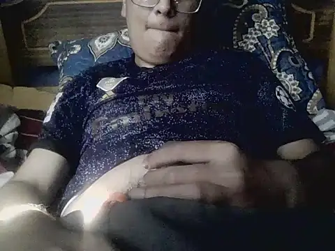 fandelosculos123 online show from 13, 3, 2026