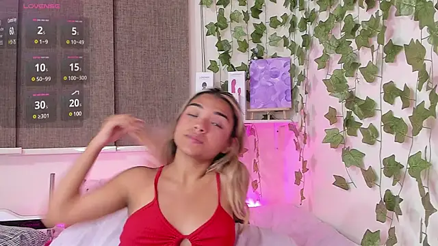 Annebull  online show from 17, 1, 2025
