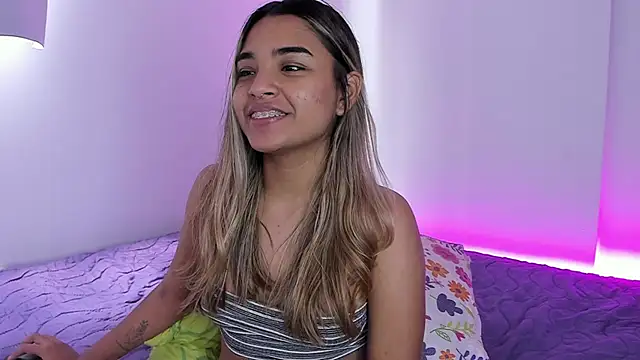 Annebull  online show from 1, 10, 2025