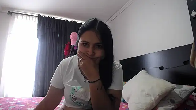 Snapshot of princehermosa44 chatting on 19, 10, 2025 princehermosa44 online show from 19, 10, 2025