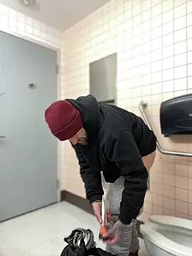 Fuckboy4public online show from 19, 12, 2024