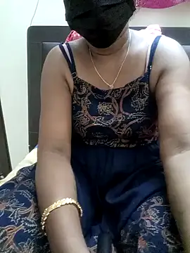 Snapshot of Malini_queen chatting on 14, 12, 2024 Malini queen online show from 14, 12, 2024