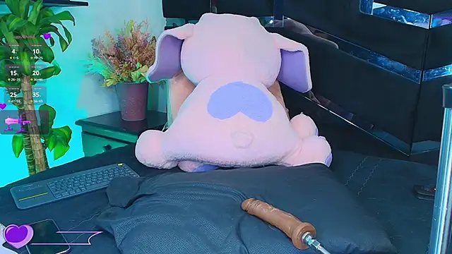 Snapshot of Kinky__Karo chatting on 12, 2, 2025 Kinky Karo online show from 12, 2, 2025