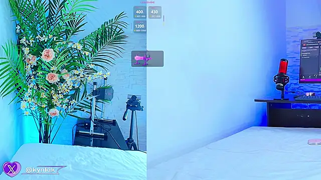 Snapshot of Kinky__Karo chatting on 12, 11, 2025 Kinky Karo online show from 12, 11, 2025