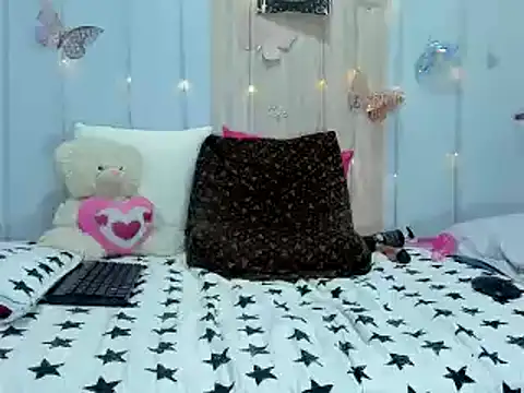 anthiamelisa online show from 16, 2, 2025
