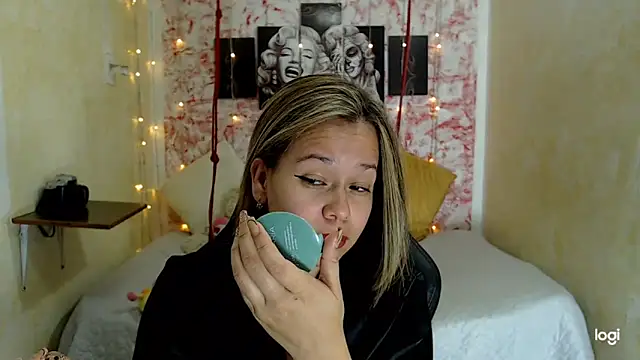 anthiamelisa online show from 6, 11, 2025