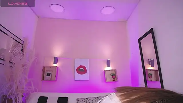 Aniie Doll online show from 11, 9, 2025