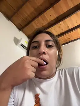 Snapshot of bigasssweet_2 chatting on 16, 3, 2025 bigasssweet 2 online show from 16, 3, 2025