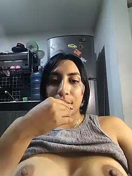 Snapshot of bigasssweet_2 chatting on 3, 10, 2025 bigasssweet 2 online show from 3, 10, 2025