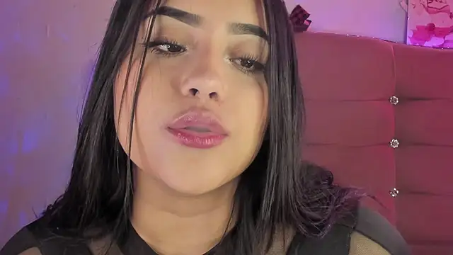 male couper online show from 22, 1, 2025