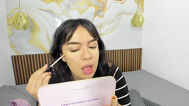 MelissaGilll online show from 12, 11, 2025