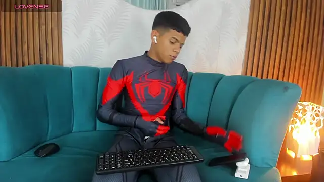 Jeffry wolvess online show from 1, 3, 2025