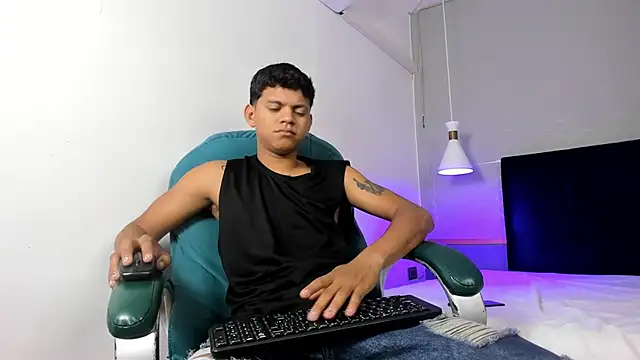 Jeffry wolvess online show from 15, 3, 2026